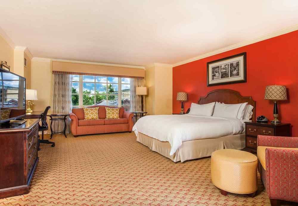 The Lindy Renaissance Charleston Hotel מראה חיצוני תמונה