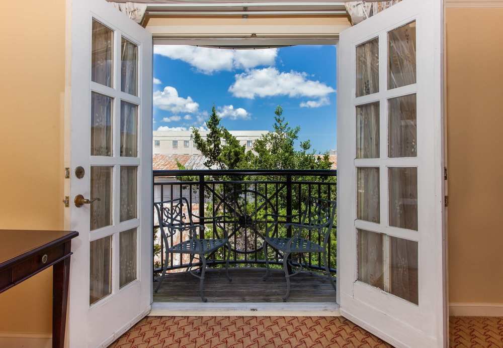 The Lindy Renaissance Charleston Hotel מראה חיצוני תמונה