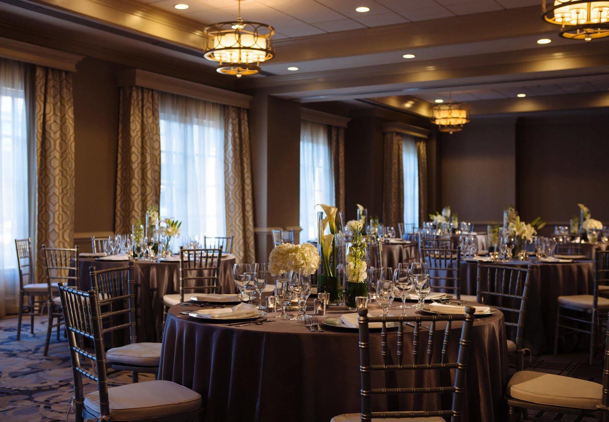 The Lindy Renaissance Charleston Hotel מראה חיצוני תמונה